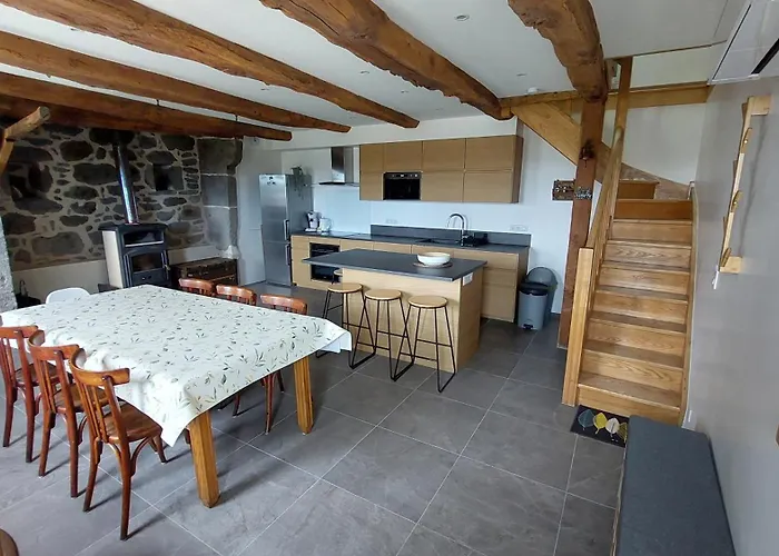 Sur Les Hauteurs De Cassuéjouls Hébergement de vacances